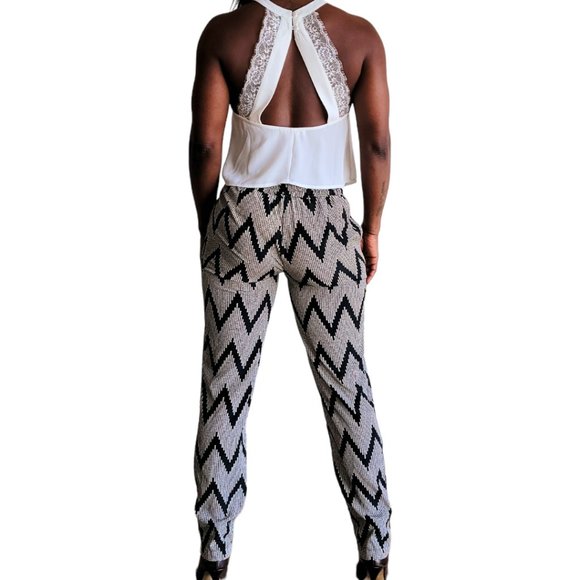 FOREVER 21 White Sheer Halter Cropped Blouse Sleeveless Halter Top Size S - Picture 5 of 12